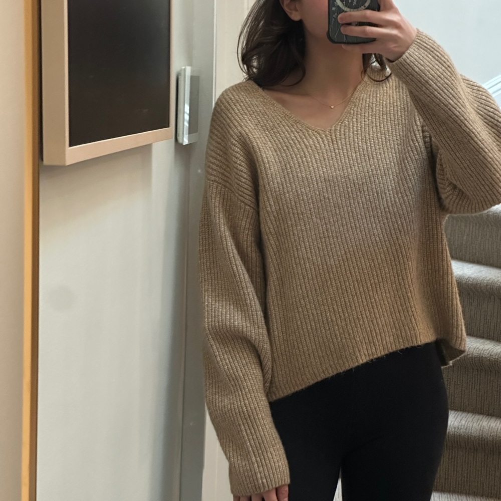 H&M Sweater